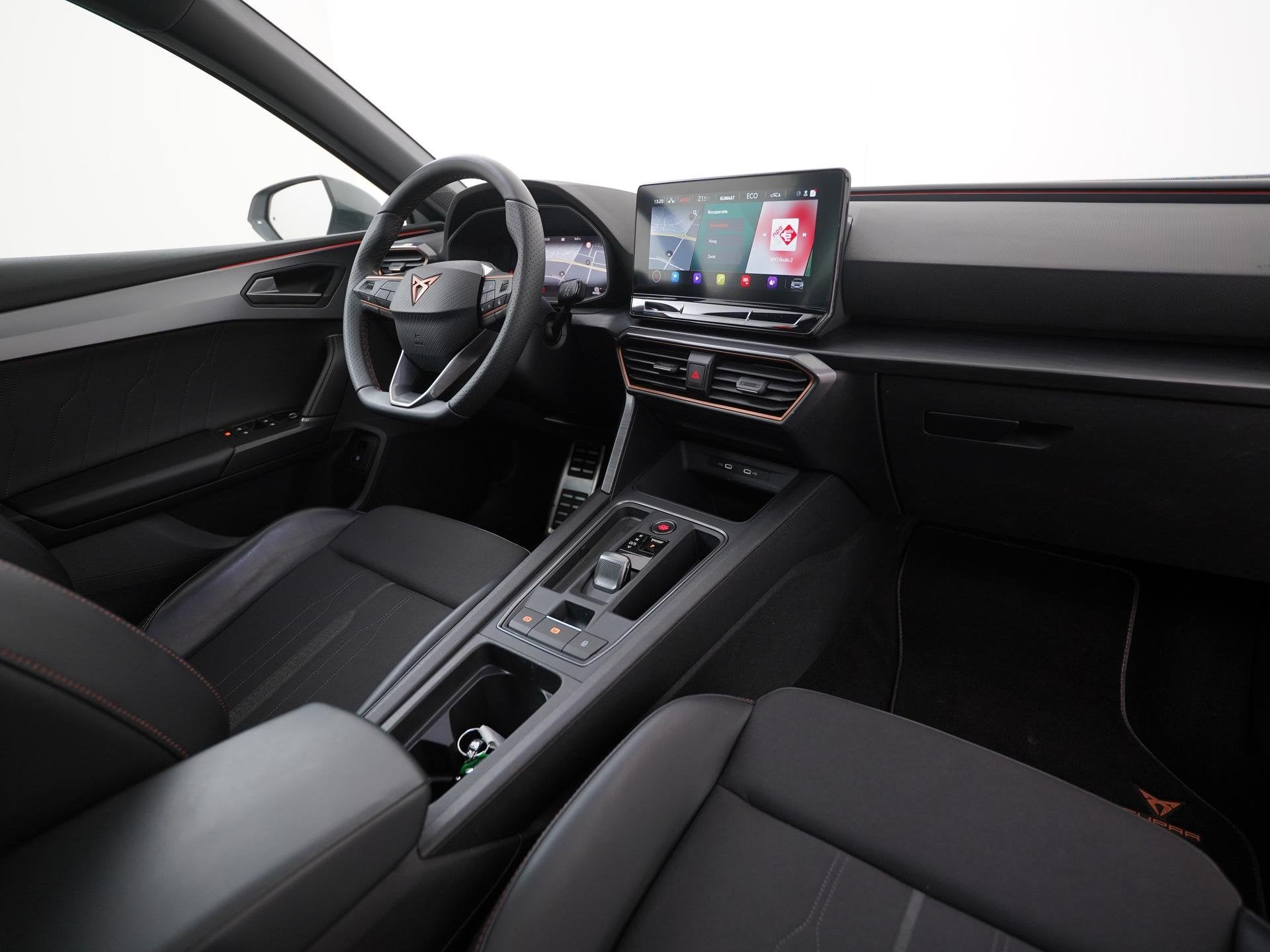 CUPRA Leon Sportstourer 1.4 e-Hybrid VZ Adrenaline | Panoram, Auto's, Cupra, 12 maanden, Stof, Gebruikt, 4 cilinders