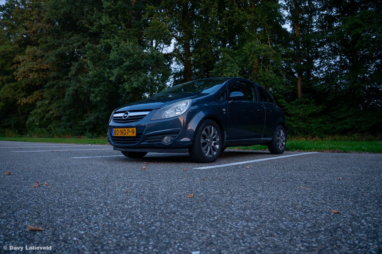 Opel Corsa 1.2 16V 3D 2010 Blauw, Voorwielaandrijving, 450 kg, 40 €/maand, Blauw