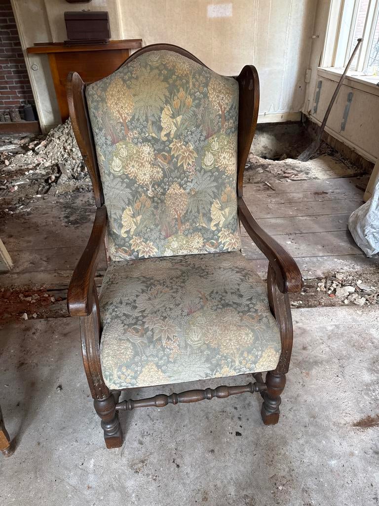 Oude fauteuil voor de liefhebber - gratis, Ophalen, Gebruikt, Hout, 75 tot 100 cm