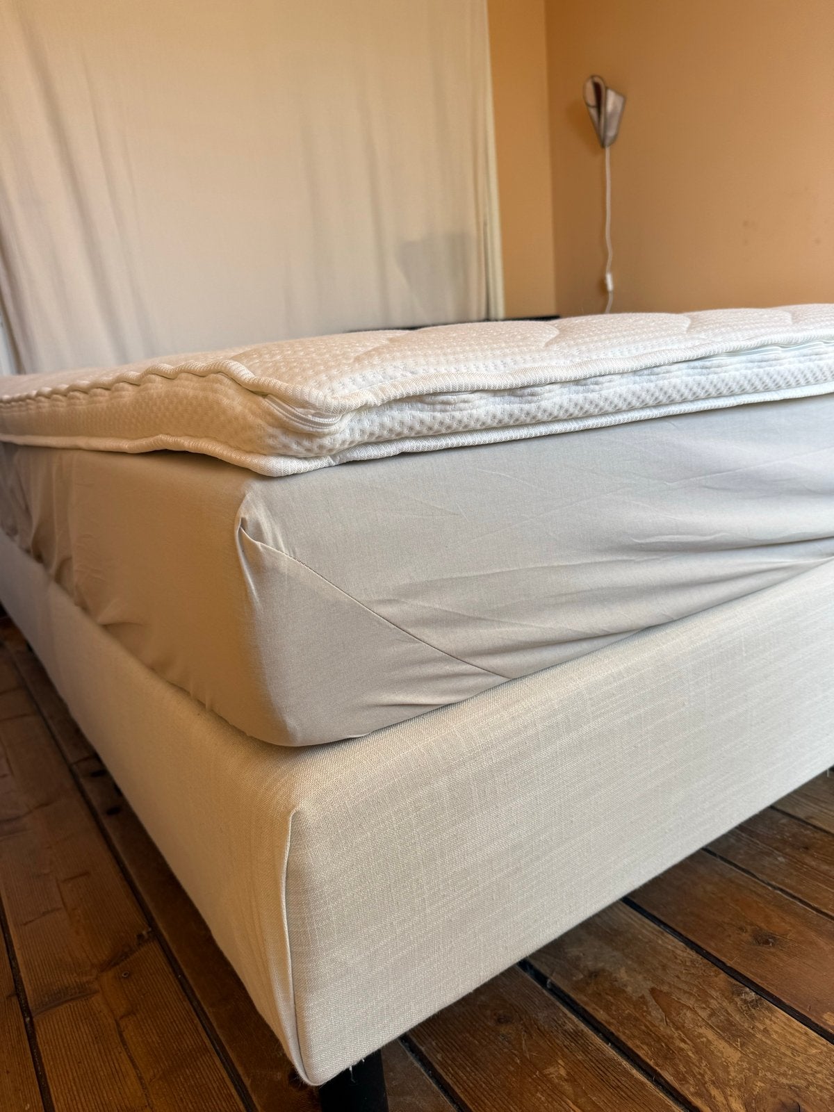 Comfortabel Boxspring Bed, Ophalen, Beige, Tweepersoons, Zo goed als nieuw