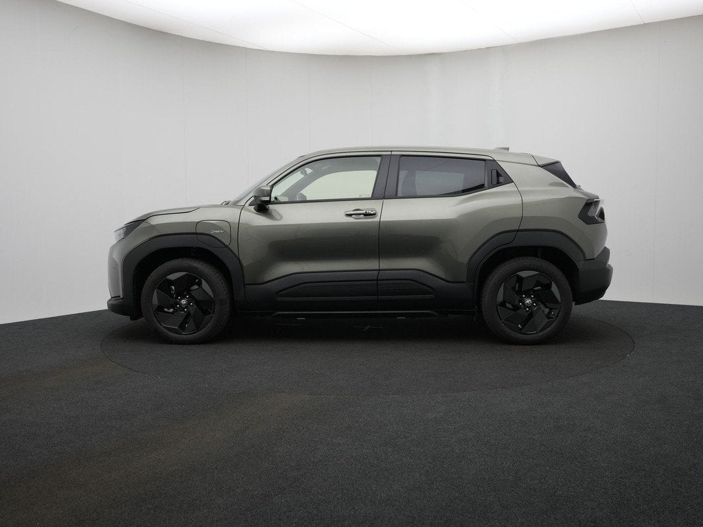 Toyota Urban Cruiser Dynamic 61 kWh (bj 2026, automaat), Auto's, Toyota, 12 maanden, Stof, Automatische klimaatregeling, 44 min