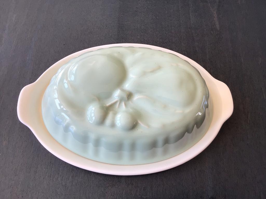Oude Puddingvorm ovaal groen met onderblad Villeroy & Boch, Ophalen of Verzenden