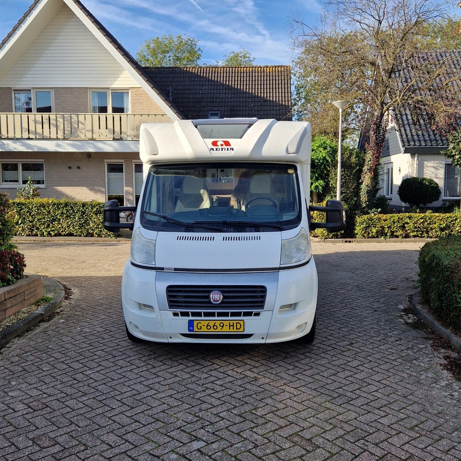 Camper Adria Mobil Coral S 650SP, Fiat, Vloeistofverwarming, Particulier, Brandblusser