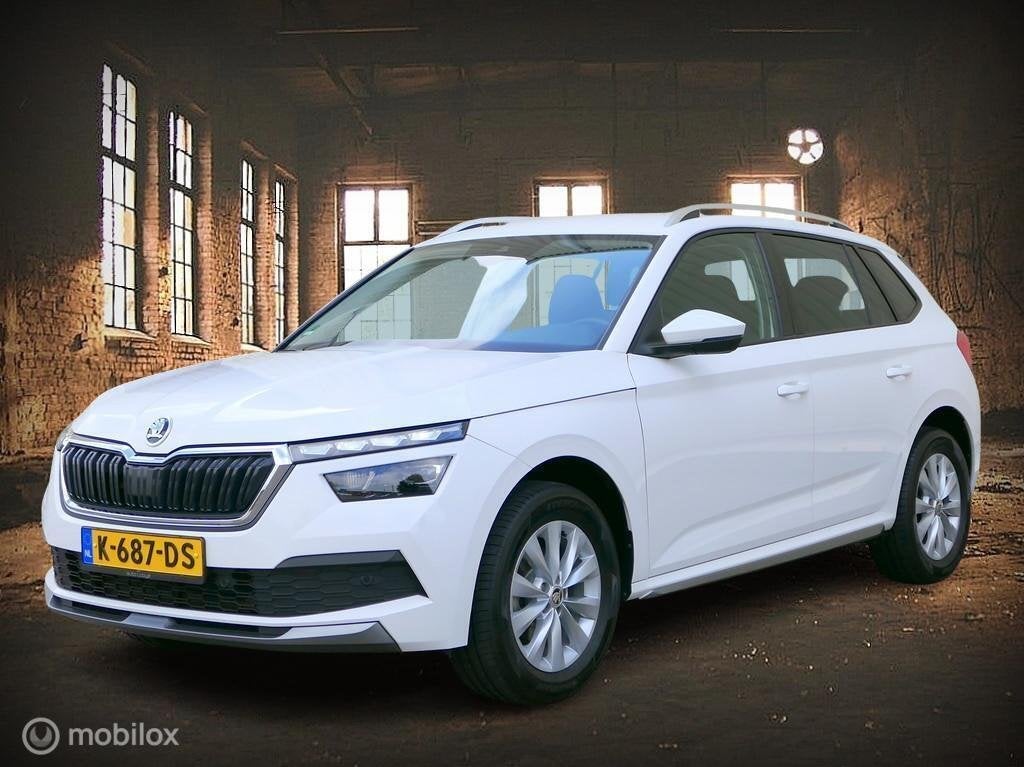 Skoda Kamiq 1.0 TSI Business Edit - adap.cruise - 12 mnd gar, Stof, Gebruikt, Met garantie (alle), 620 kg