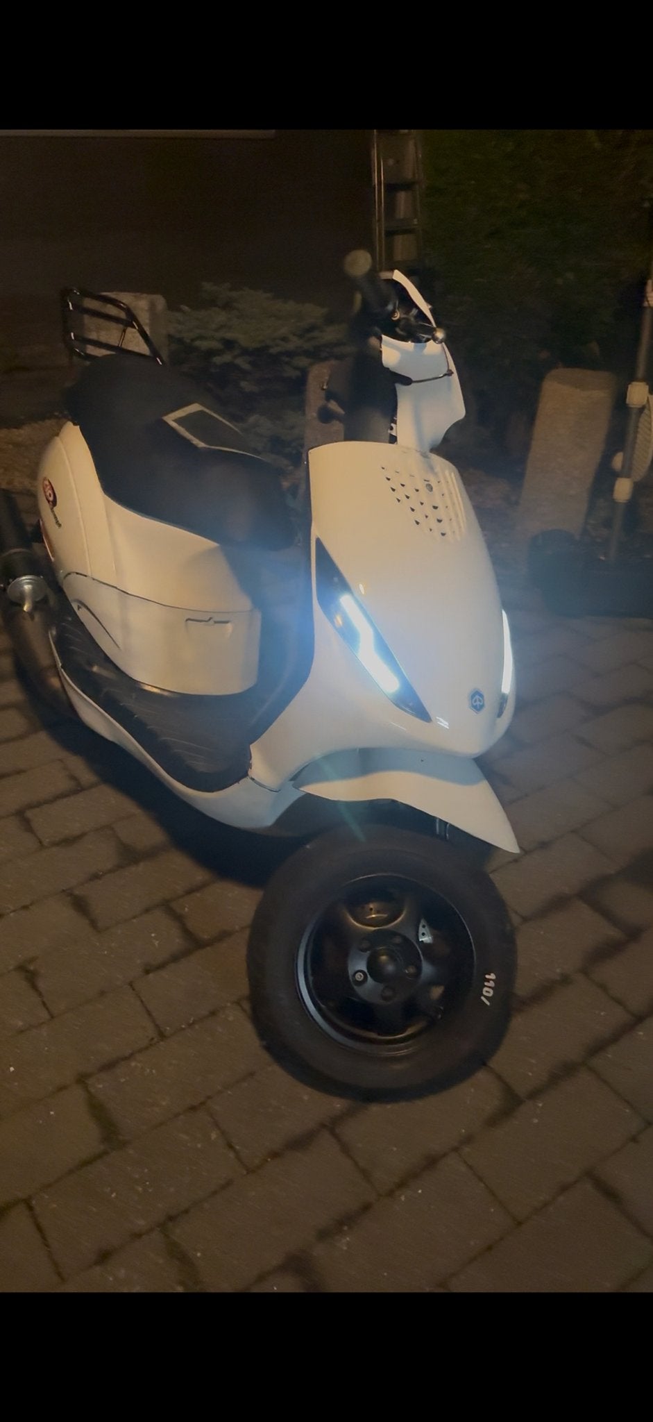 Zip 150cc met Simonracing uitlaat en Malossi vario, Ophalen