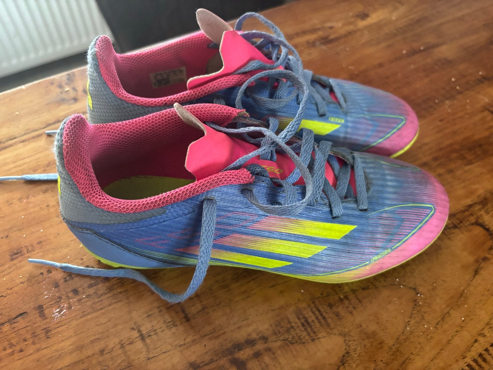 Adidas F 50 League voetbalschoenen, Gebruikt, Maat XS of kleiner, Schoenen, Ophalen of Verzenden