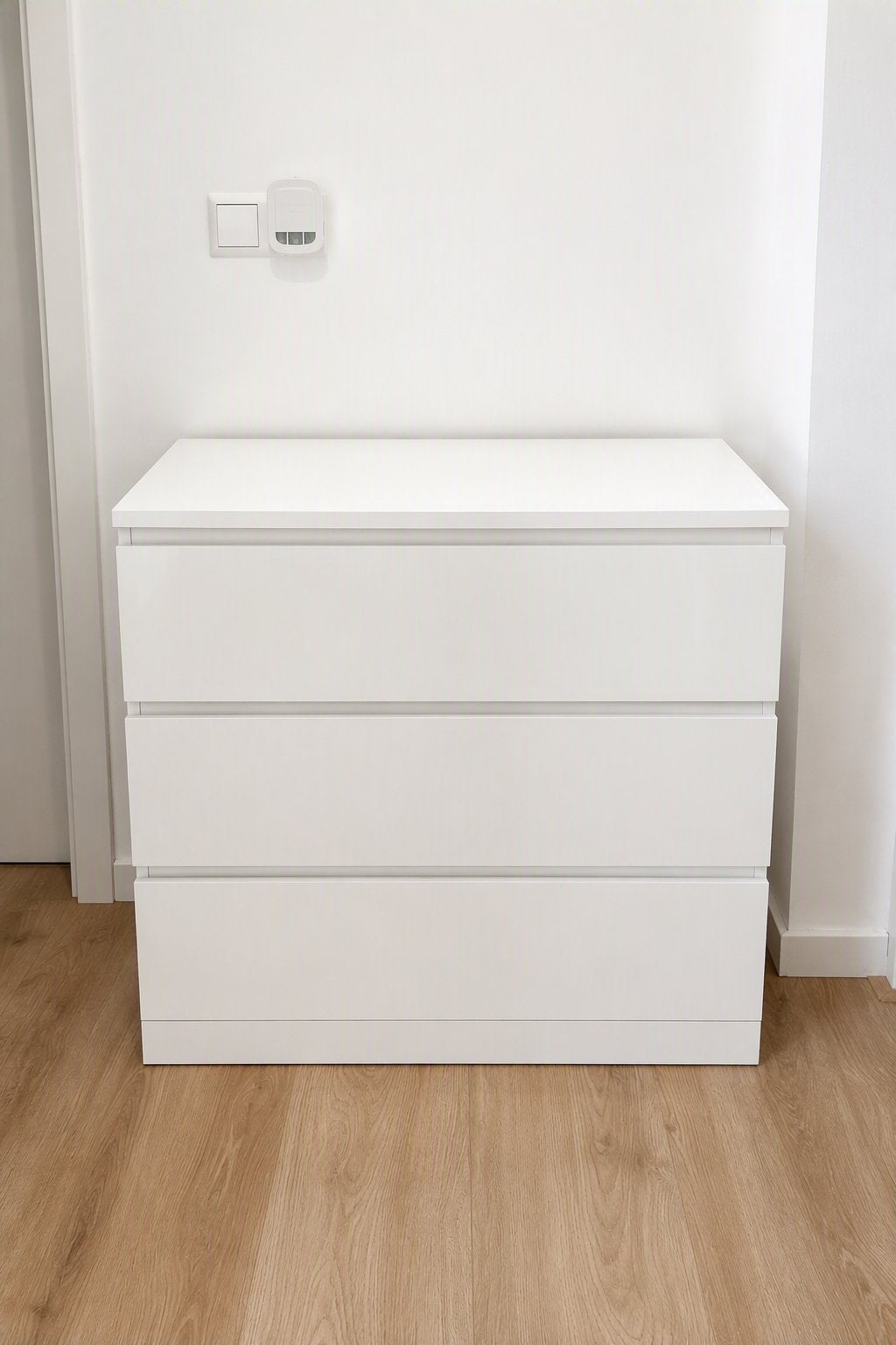 White 3-Drawer Chest of Drawers – Excellent Condition, Huis en Inrichting, Kasten | Ladekasten, Ophalen, 50 tot 100 cm, Zo goed als nieuw