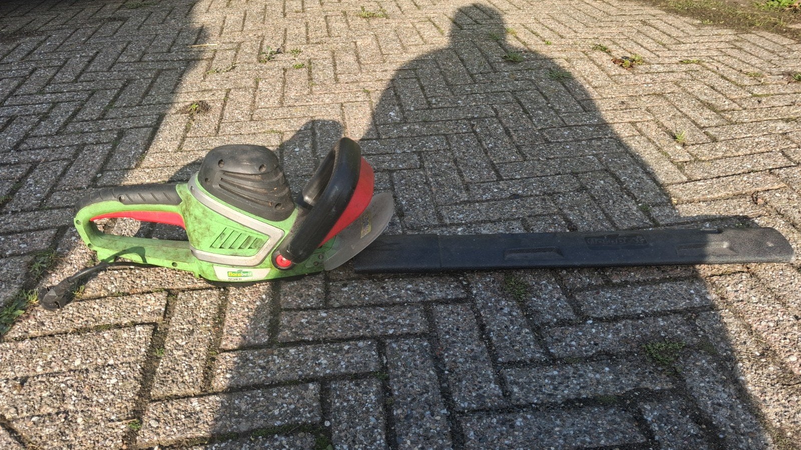 Florabest elektrische heggenschaar. klaar voor de heg!!, Ophalen, Gebruikt, Elektrisch, Florabest