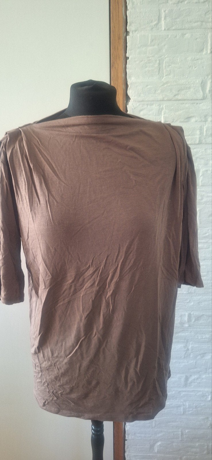 YAYA Women Bruine Top met Mooi Detail Mouw Maat S, Bruin, Ophalen of Verzenden, YAYA Women, Korte mouw