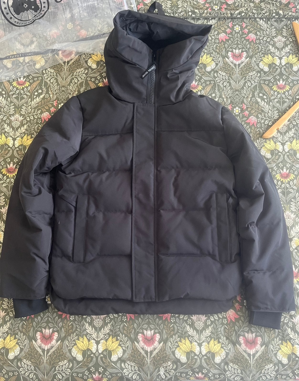 Canada Goose Puffer Jas Zwart - Maat M & L, Kleding | Heren, Jassen | Winter, Ophalen, Zo goed als nieuw, Maat 48/50 (M), Zwart