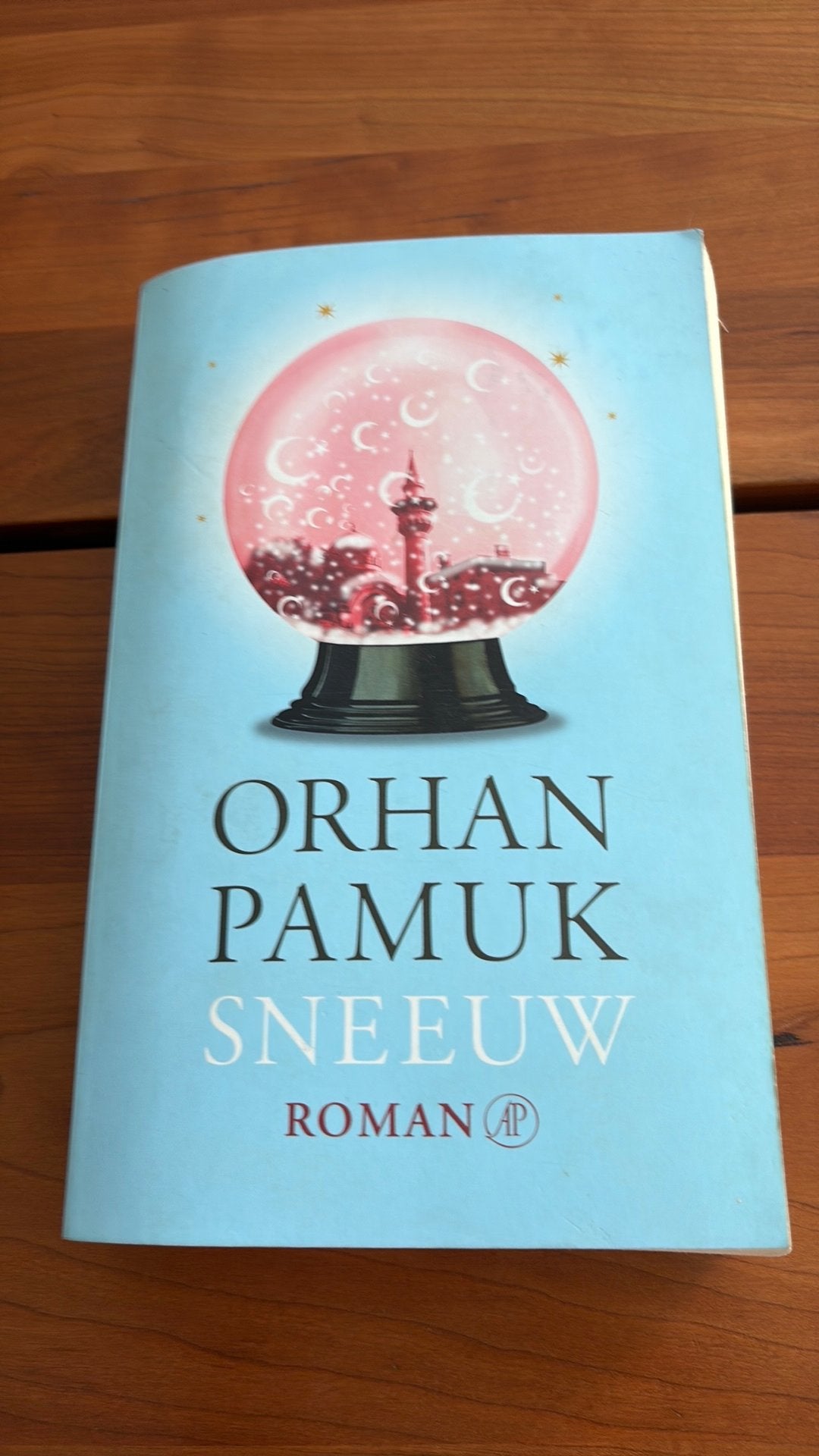 Orhan Pamuk - Sneeuw, Boeken, Literatuur, Zo goed als nieuw, Ophalen of Verzenden