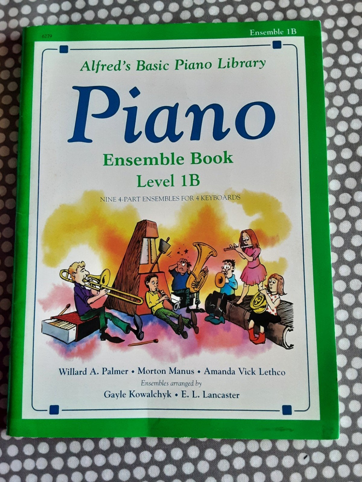Alfred's Basic piano library - Piano Ensemble Book level 1B, Muziek en Instrumenten, Bladmuziek, Les of Cursus, Ophalen of Verzenden