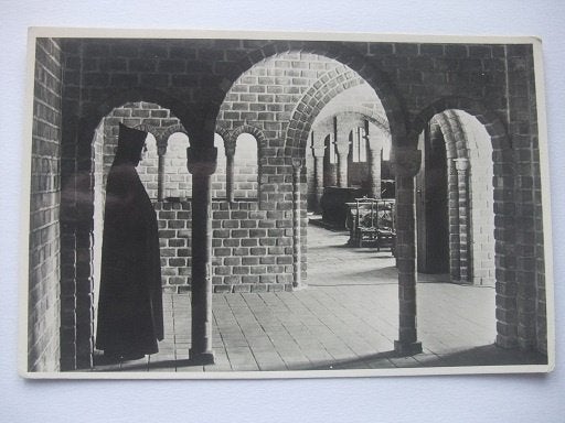 Q13 Slangenburg Doetinchem - Klooster ingang kerk 1954, Ophalen of Verzenden, 1940 tot 1960, Gelopen, Gelderland