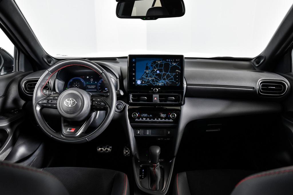 Toyota Yaris Cross 1.5 Hybrid 130 GR SPORT | Adapt. Cruise |, Auto's, Toyota, 12 maanden, Gebruikt, Wit, Bedrijf