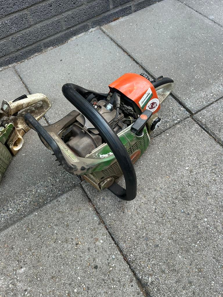 stihl kettingzaag, Doe-het-zelf en Verbouw, Gereedschap | Zaagmachines, Kettingzaag, Ophalen of Verzenden, Zo goed als nieuw, 30 tot 70 mm