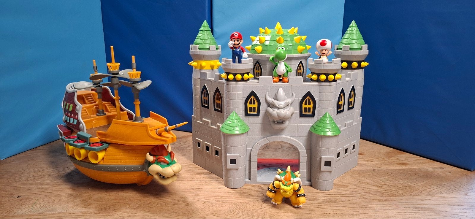 Super Mario Bowser Kasteel & Luchtschip Speelset., Ophalen of Verzenden, Zo goed als nieuw