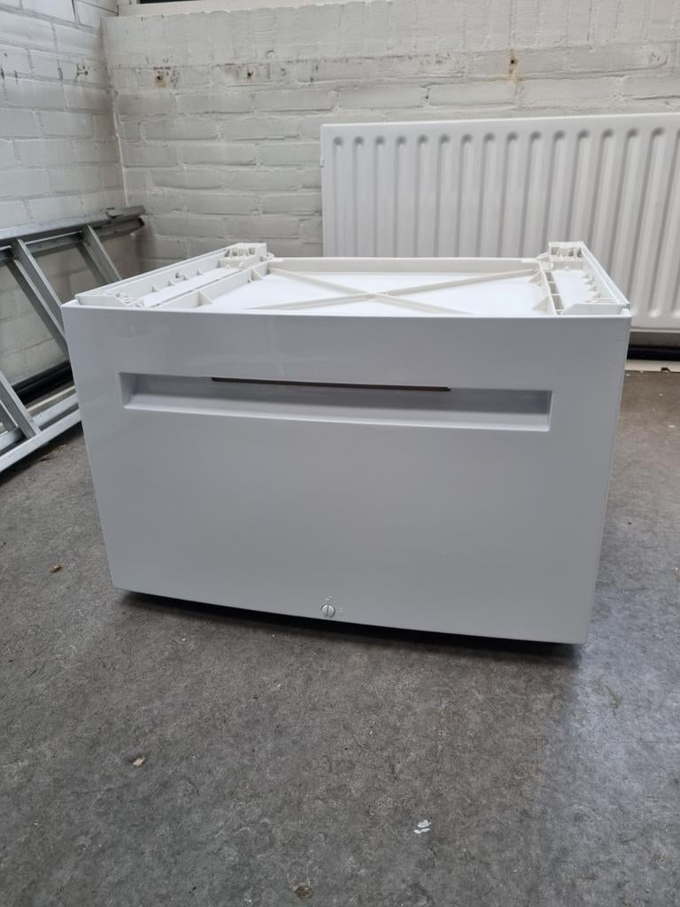 Verhoger met lade voor wasmachine of droger, Ophalen