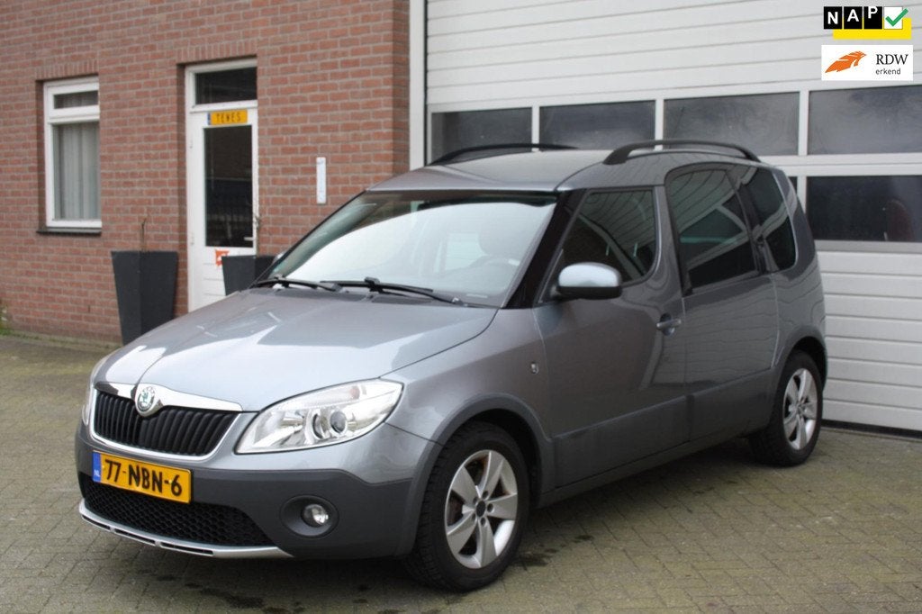 Skoda Roomster 1.2 TSI Ambition.clima.cruise control.trekhaa, Auto's, Skoda, Voorwielaandrijving, Euro 5, 450 kg, Gebruikt