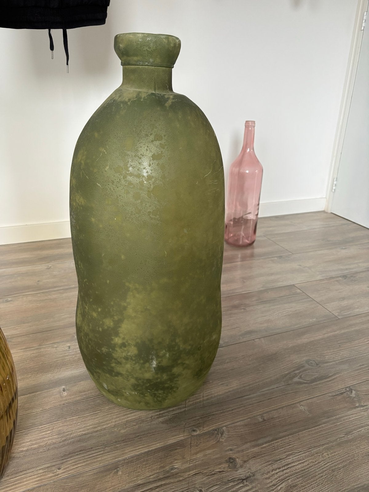 Grote groene vaas - 75 cm hoog, Huis en Inrichting, Woonaccessoires | Vazen, Ophalen, 75 cm, Glas, Zo goed als nieuw