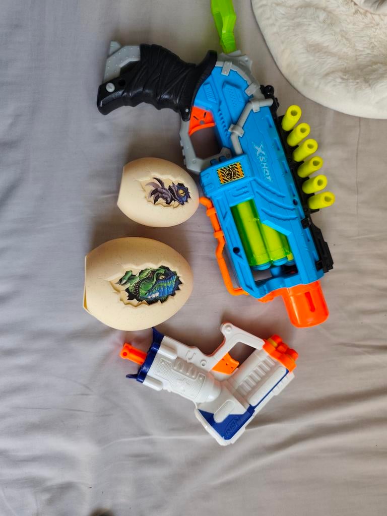 Nerf pistol met pijltjes, Ophalen