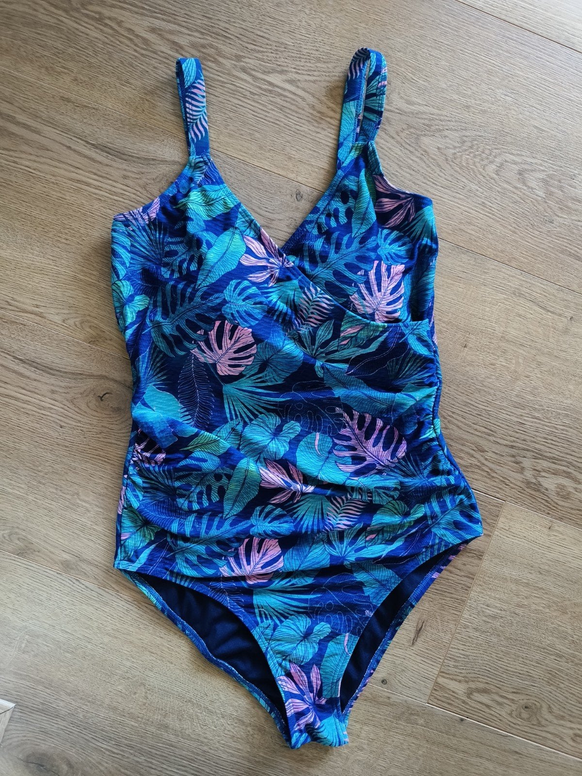 Zo goed als nieuw Osaga badpak maat 40 met tropische print, Meerkleurig, Badpak, Ophalen of Verzenden, Zo goed als nieuw