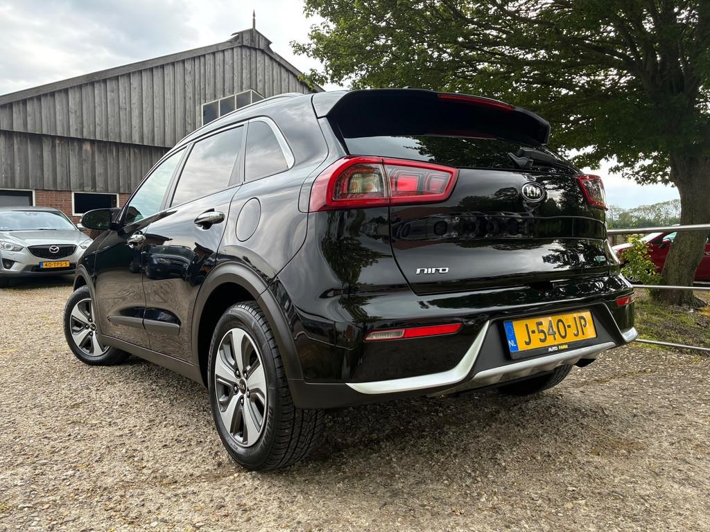 Kia Niro 1.6 GDi Hybrid BusinessLine | Camera + Carplay + St, Gebruikt, Euro 6, Zwart, Leder