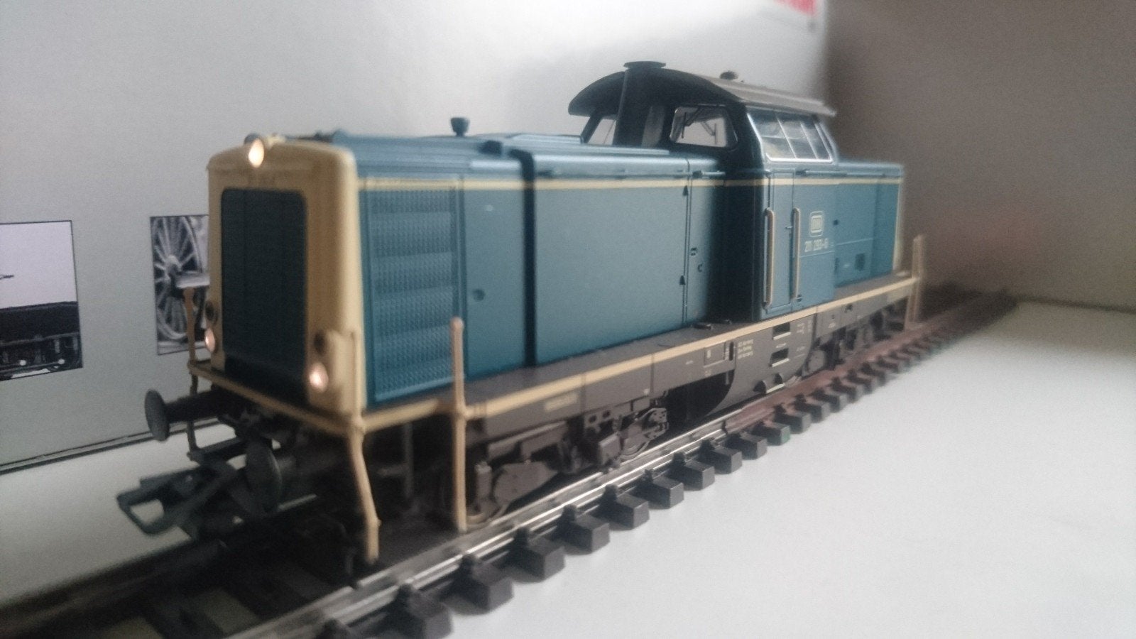 Marklin - Diesellocomotief BR 211 DB - MfxPLUS + Geluid, Ophalen, Wisselstroom, Locomotief, Zo goed als nieuw