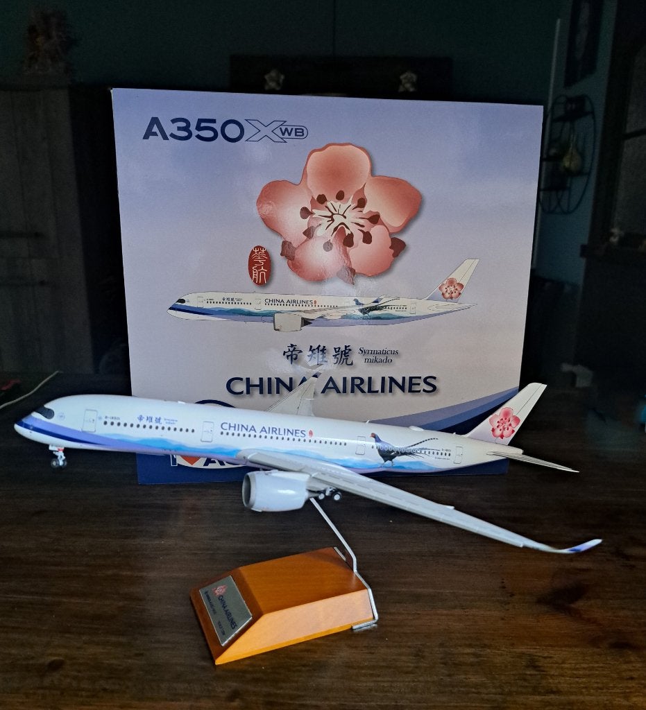China Airlines Airbus A350-941, Ophalen of Verzenden, Zo goed als nieuw, Schaalmodel