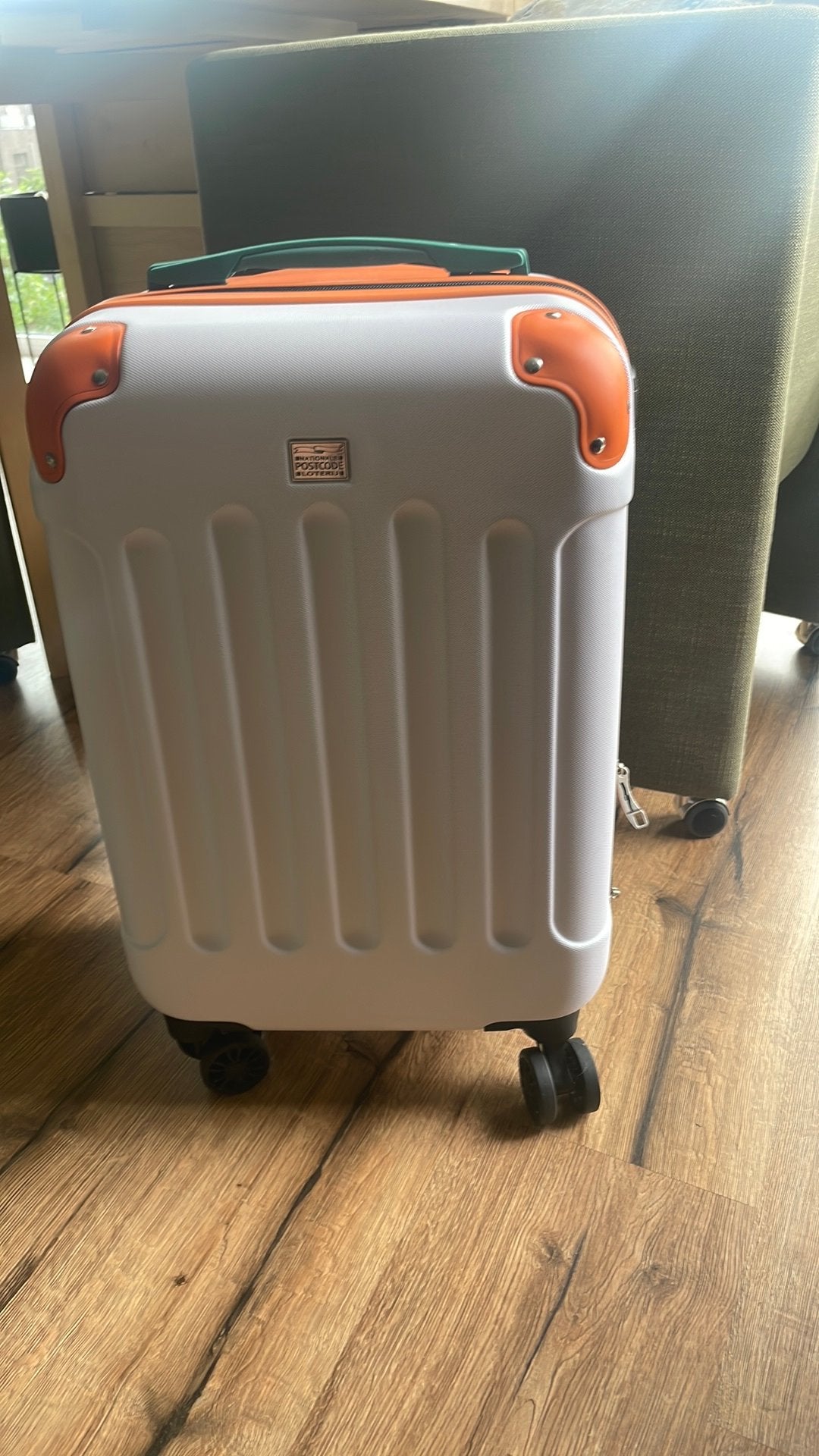 Kleine koffer (handbagage)NIEUW, Ophalen, 50 tot 60 cm, Hard kunststof, Zo goed als nieuw