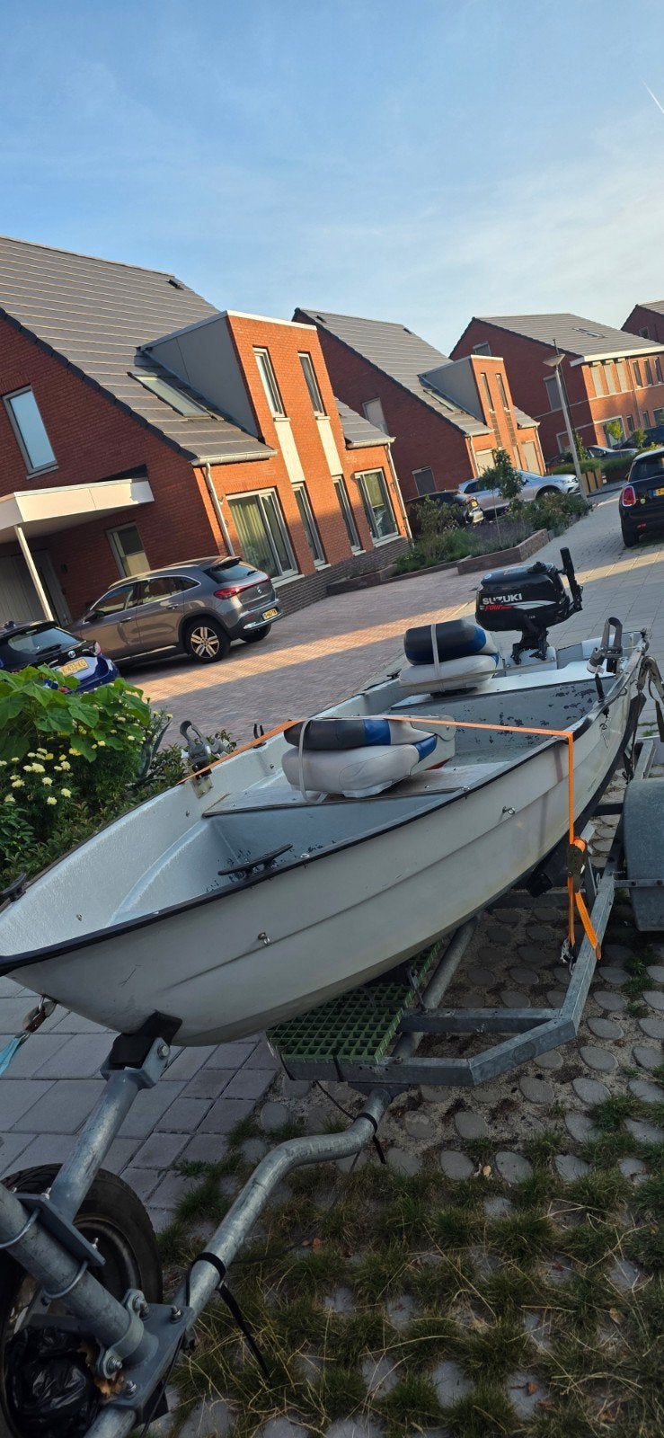 Complete vissersboot + Suzuki 5 PK 4-takt + trailer –, Ophalen of Verzenden
