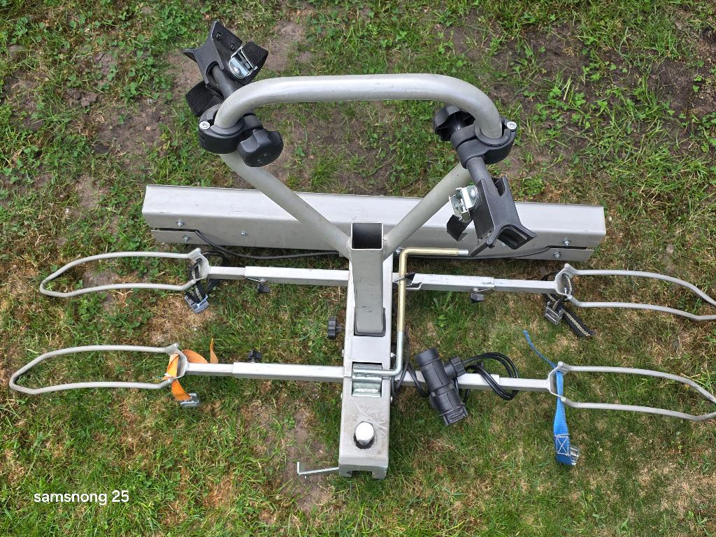 Fietsendrager, Ophalen, 2 fietsen, Gebruikt, Trekhaakdrager