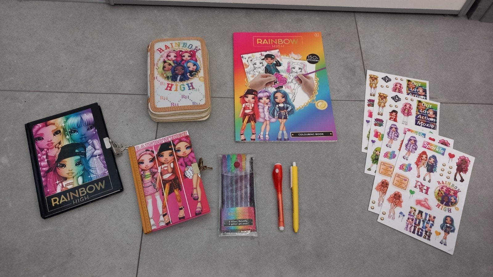 Rainbow high pakket, Ophalen of Verzenden, Nieuw, Jongen of Meisje
