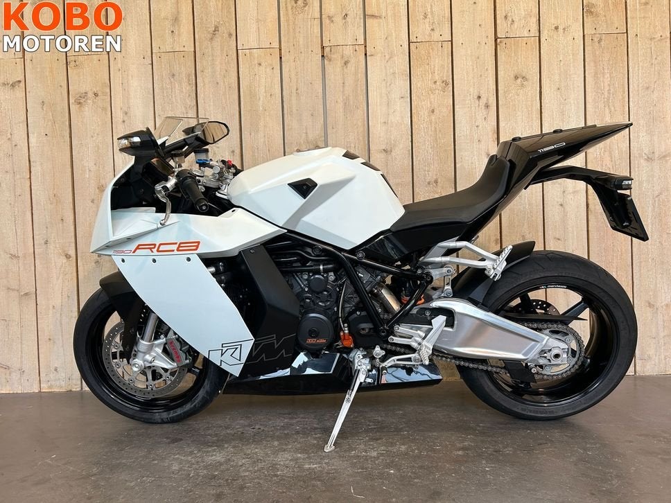 KTM RC8 (bj 2008), 2 cilinders, KTM, Motorrijbewijs A, Bedrijf