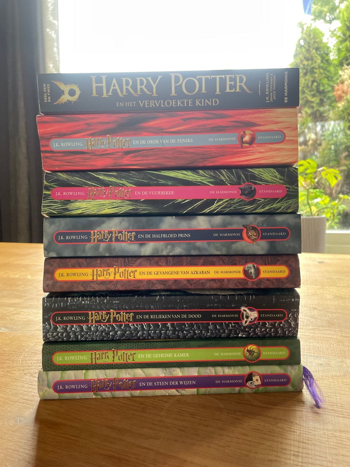 Harry Potter Boekenreeks - 7 delen met een speciale editie, Ophalen of Verzenden, Gelezen
