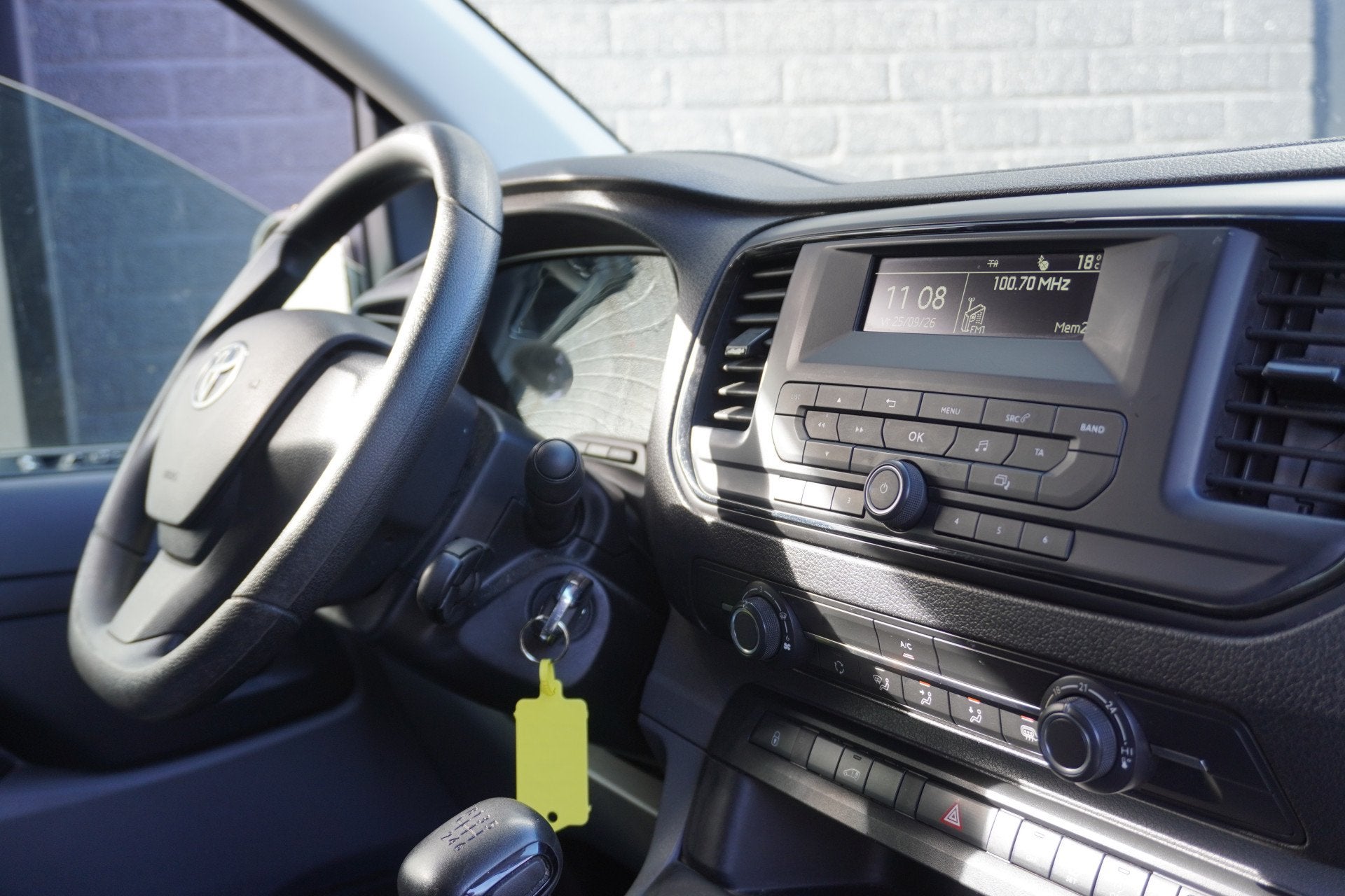 Toyota ProAce Worker 2.0 D-4D L3 122PK EURO 6 - Airco - Crui, Gebruikt, 4 cilinders, Origineel Nederlands, Bedrijf