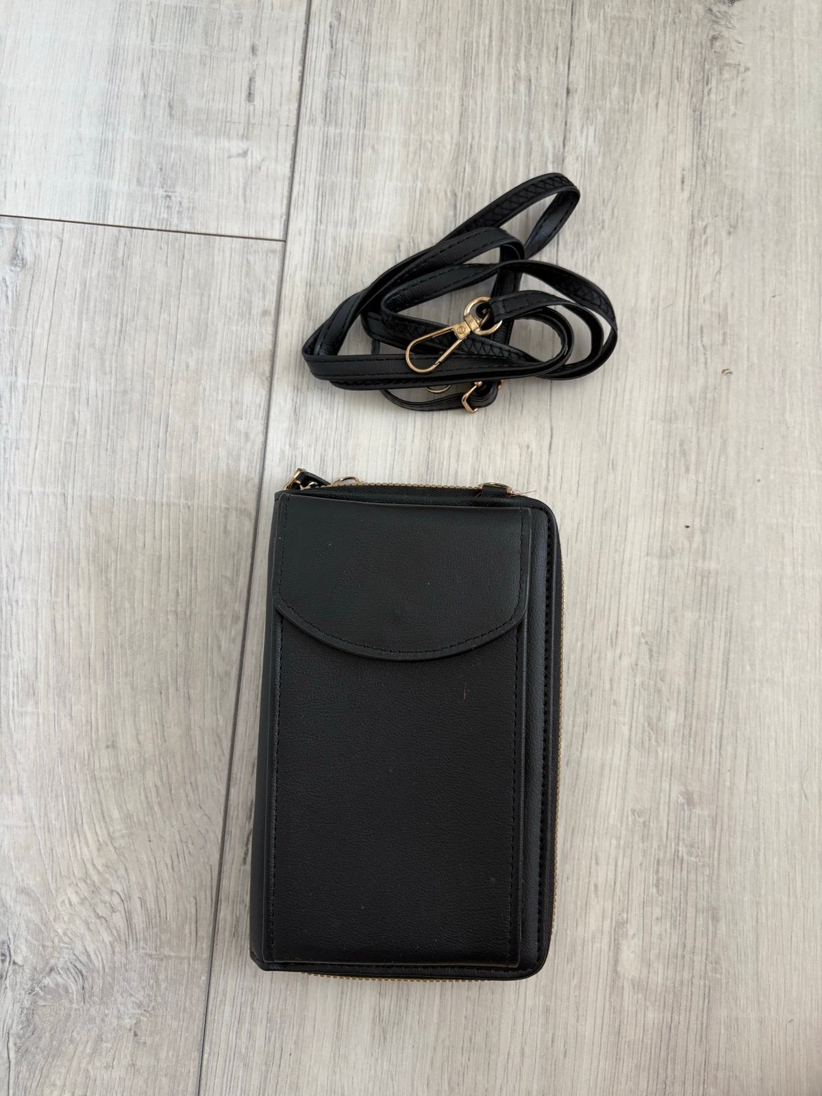 Zwart telefoontasje / portemonnee met schouderband, Ophalen, Zo goed als nieuw, Zwart, Overige merken
