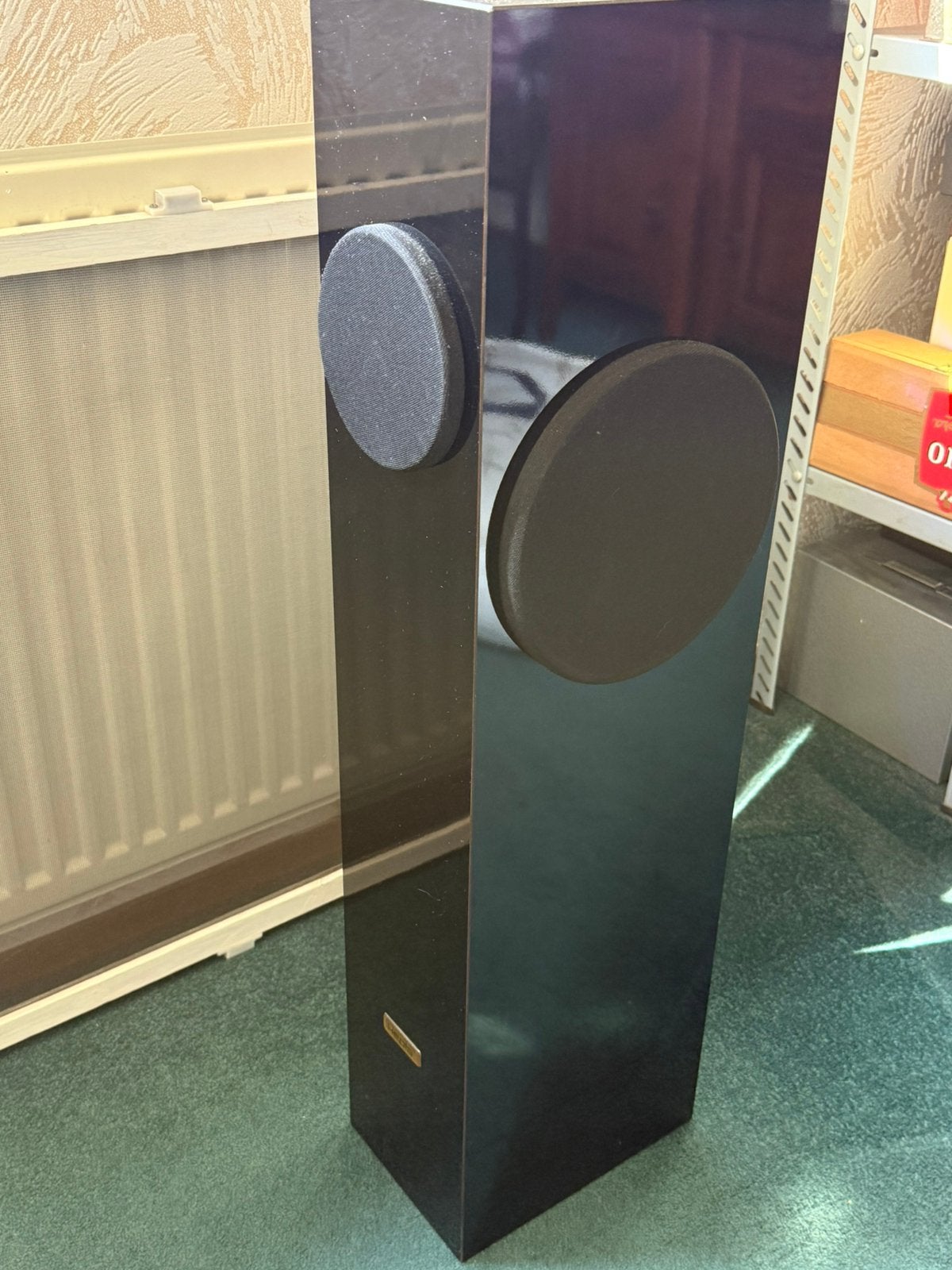 2 Hepta Zuil Speakers, Zo goed als nieuw, 120 watt of meer, Front, Rear of Stereo speakers, Ophalen