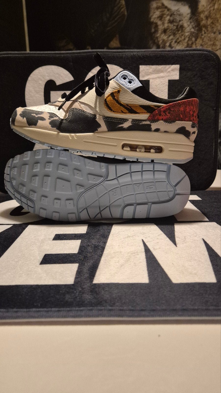 Nike Air Max 1 '87 "Great Indoors" maat 43, Ophalen of Verzenden, Nieuw, Overige kleuren
