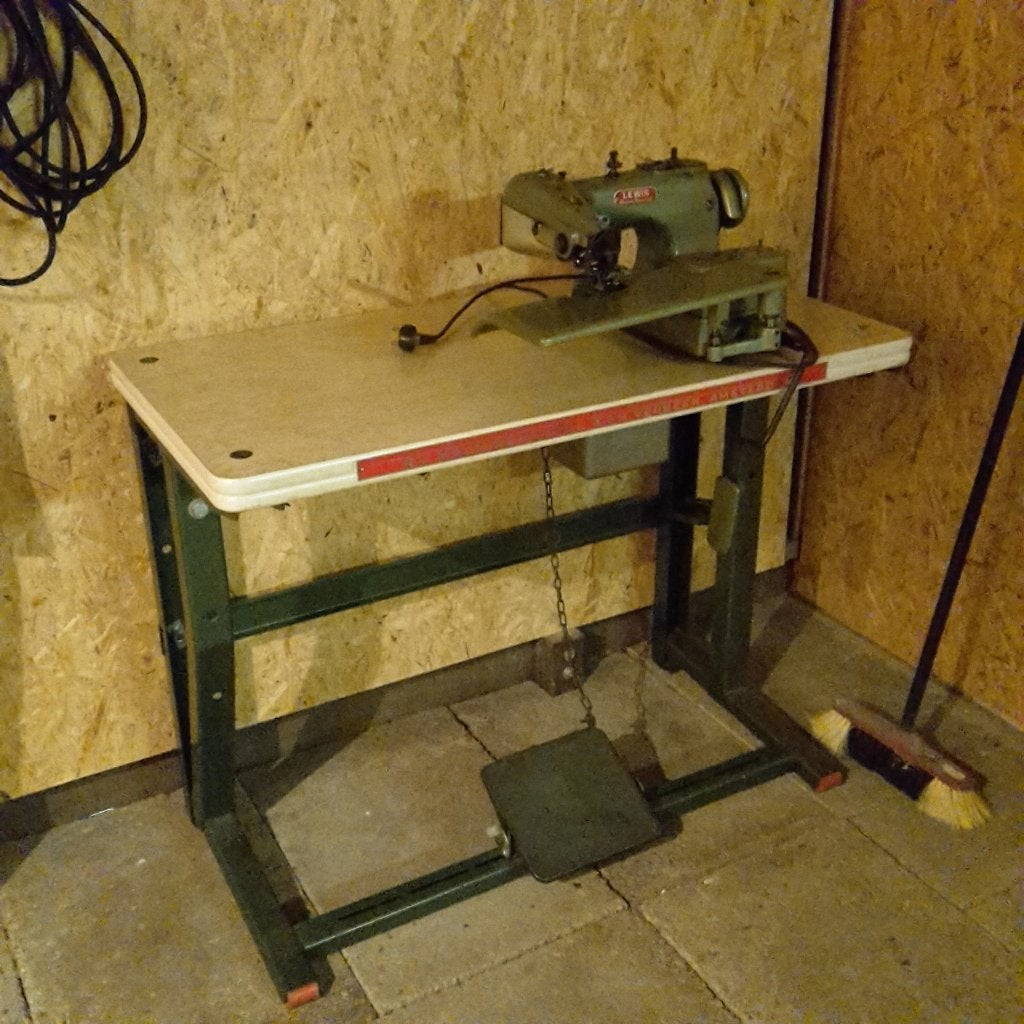 Blindzoom industrie machine, Hobby en Vrije tijd, Gebruikt, Naaimachine, Industrieel, Ophalen