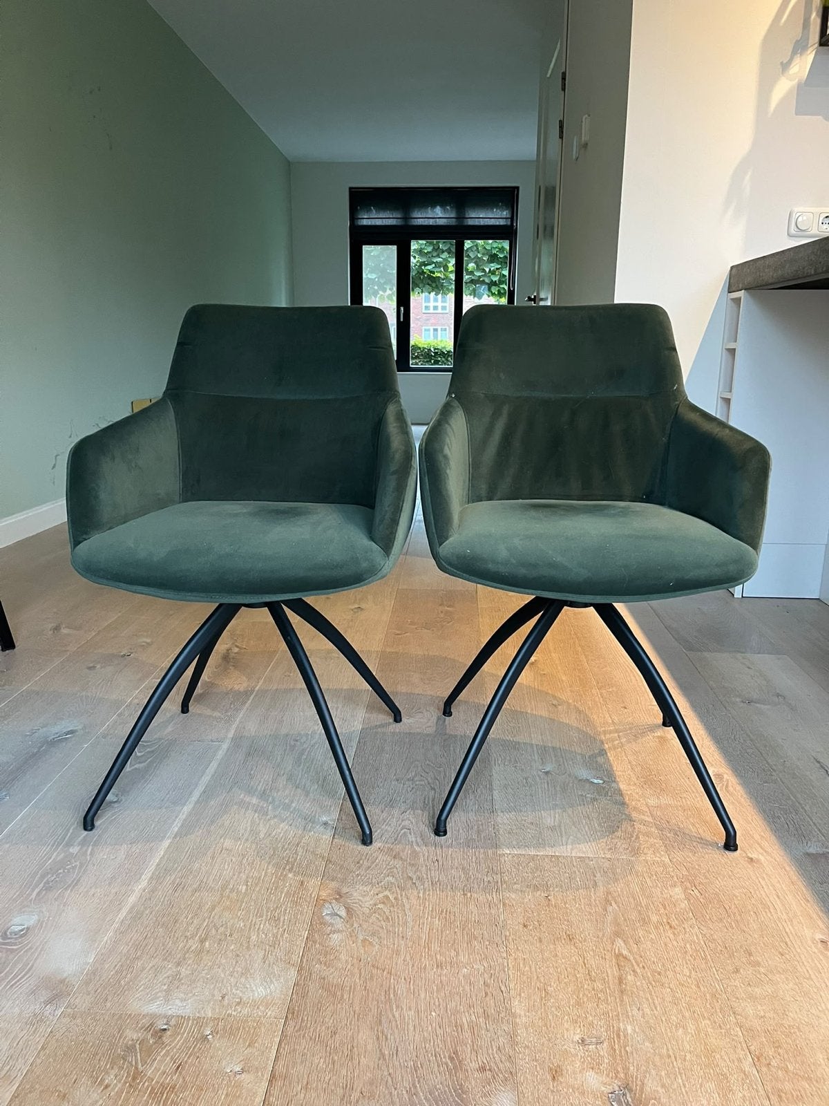 Table Du Sud Freris eetkamerstoelen (2 stuks), Ophalen, Twee, Overige kleuren, Zo goed als nieuw