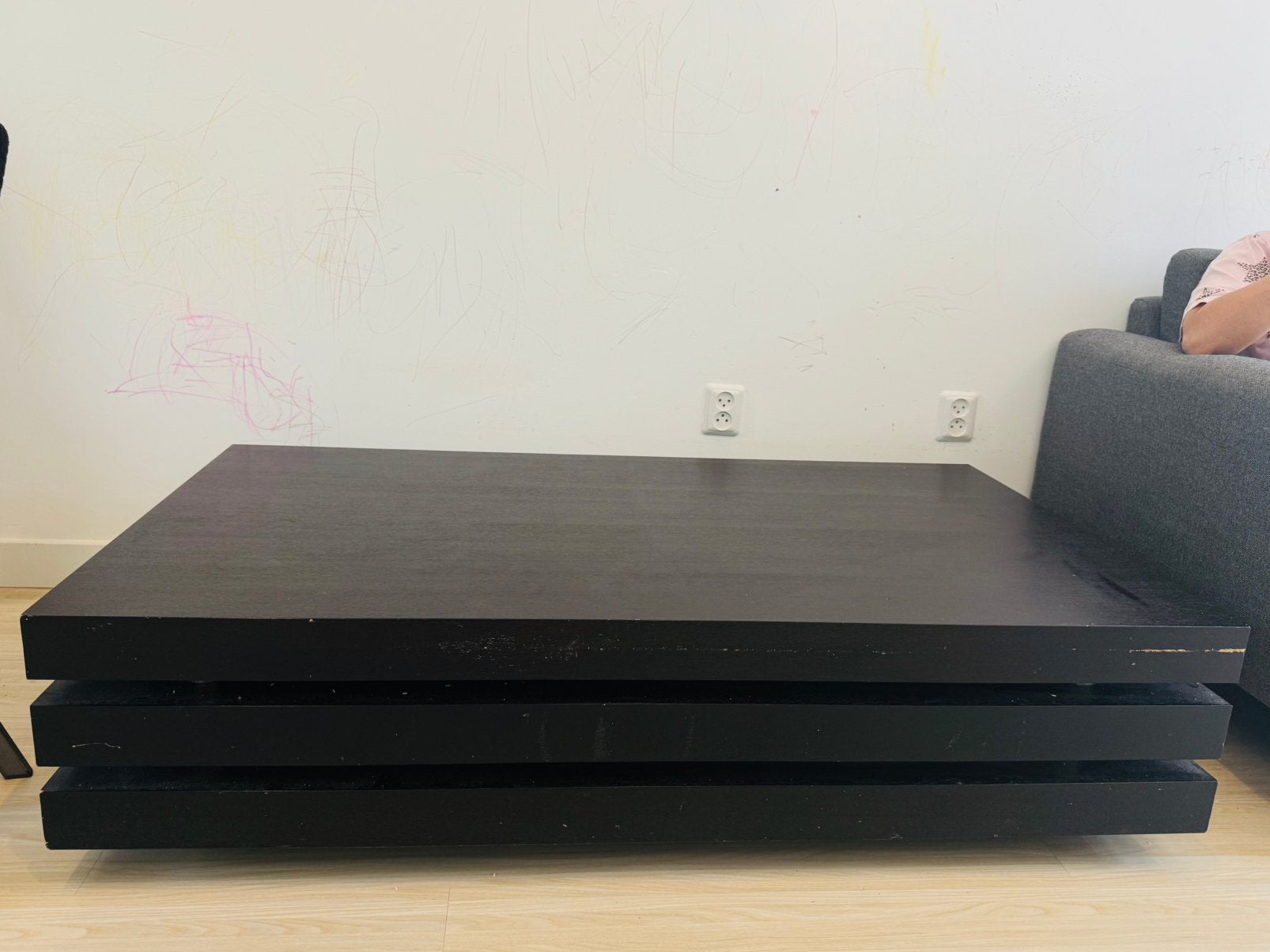 Modern Dark Grey Coffee Table - free, Spelcomputers en Games, Spelcomputers | Sony PlayStation 4, Ophalen of Verzenden, Zo goed als nieuw