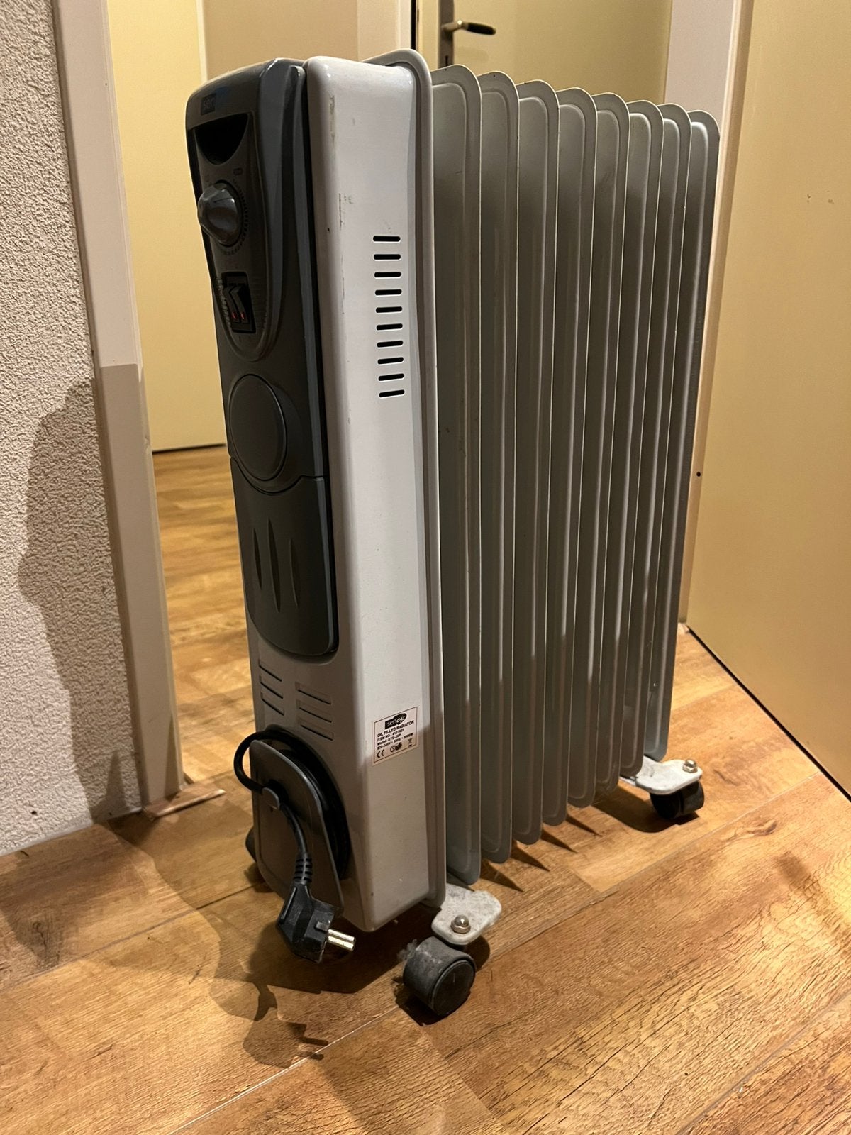 Olie gevulde elektrische radiator, verwarming, Ophalen, 30 tot 80 cm, Gebruikt, Radiator