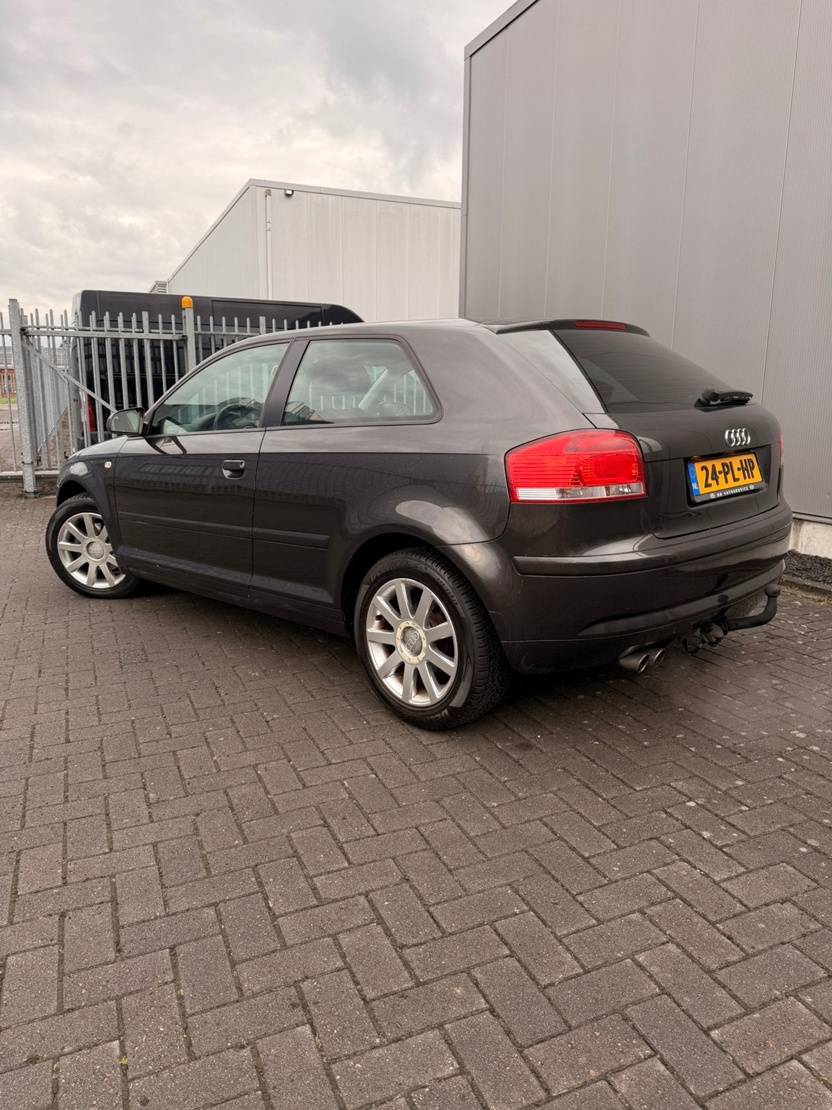 Audi A3 2.0 110KW AUT 3D 2004 Grijs, Auto's, 1280 kg, 4 cilinders, 1984 cc, Origineel Nederlands
