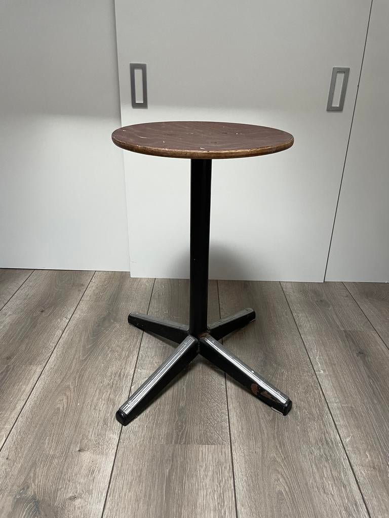 Industrieel bijzettafeltje/krukje met houten blad, Ophalen, Minder dan 45 cm, Gebruikt, Rond