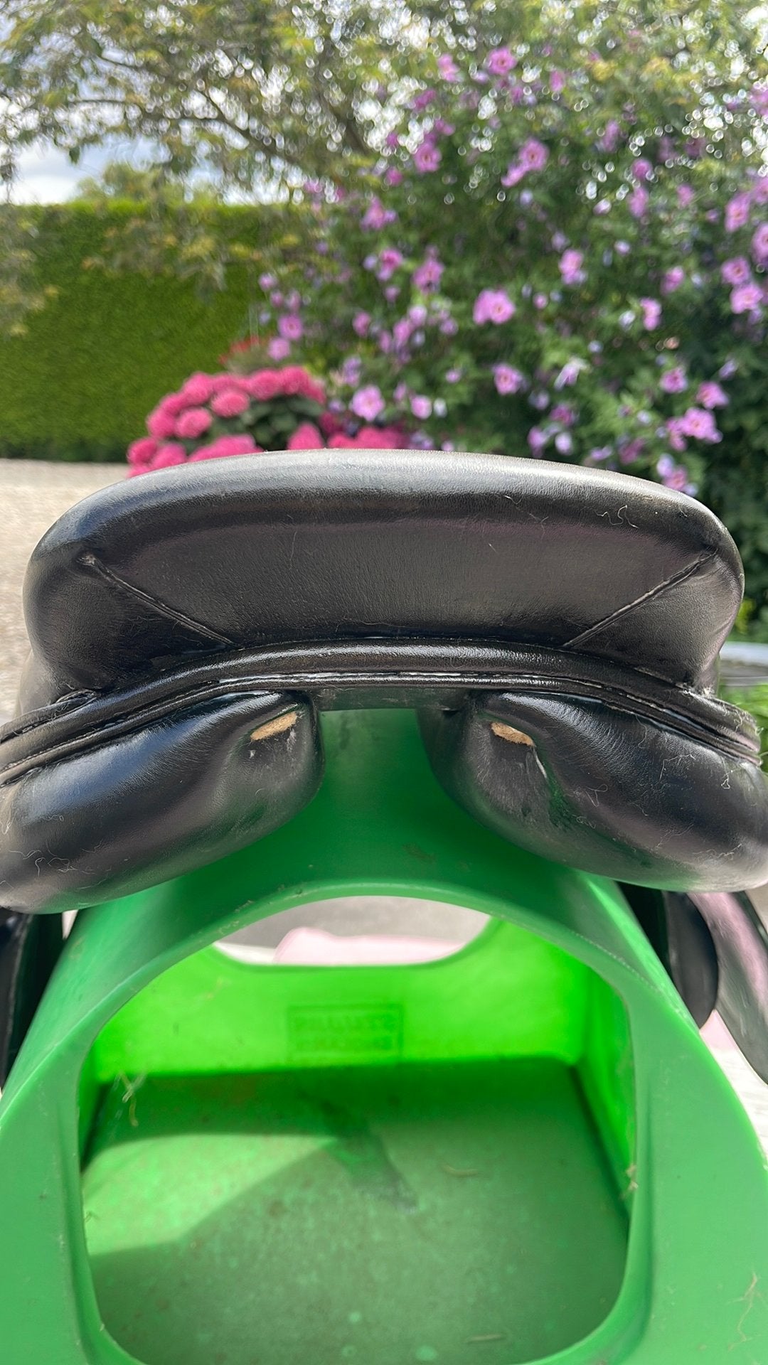 Springzadel LJ 17 inch Wide, Ophalen of Verzenden, Gebruikt, Springen, M (17 inch)