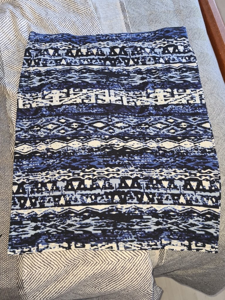 Blauw-wit gestreepte rok met etnisch patroon maat L, Blauw, Maat 42/44 (L), Ophalen of Verzenden, Gedragen