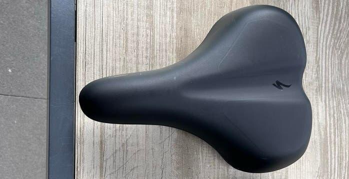 1 zadel van specialized, Fietsen en Brommers, Ophalen, Nieuw, Zadel, Kunststof