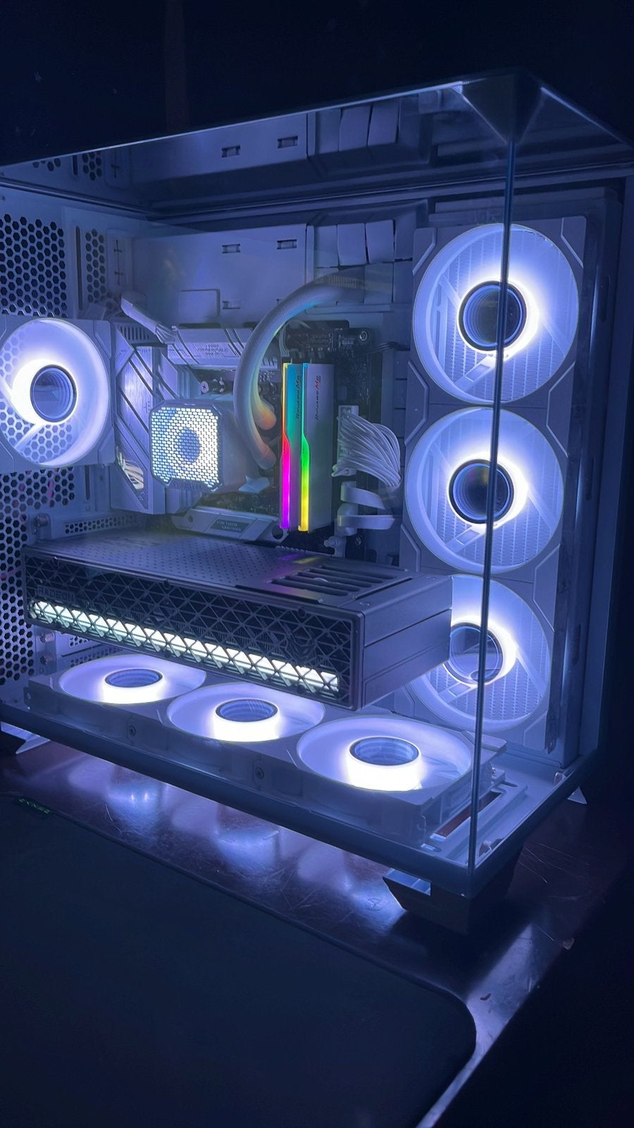 Rx 9070xt Ryzen 7 9800x3d gaming pc, 32 GB, Ophalen of Verzenden, Zo goed als nieuw, Gaming