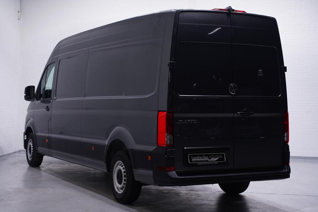 Volkswagen Crafter 2.0 TDI 177 pk L4H3 Navi, Camera, LED Kop, Stof, Gebruikt, 4 cilinders, Volkswagen