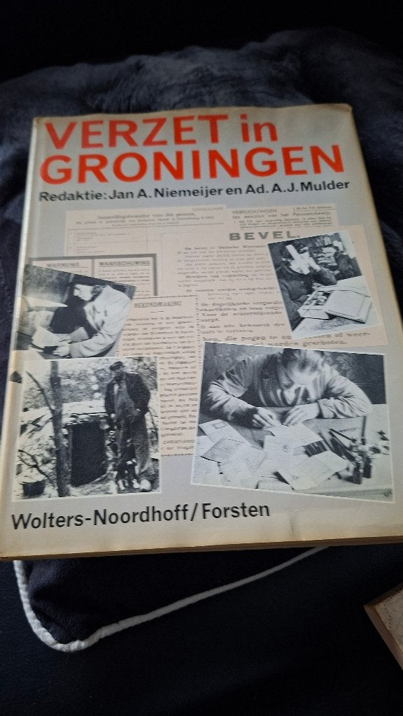 Boek verzet in Groningen, Boeken, Ophalen, Gelezen, Meerdere auteurs